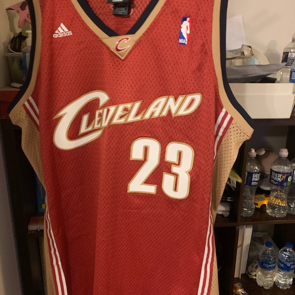 Preownwd King James Jersey